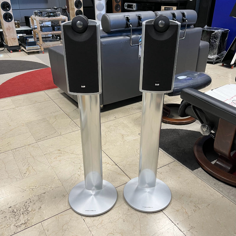 B&W XT2 con Stand (USATO)